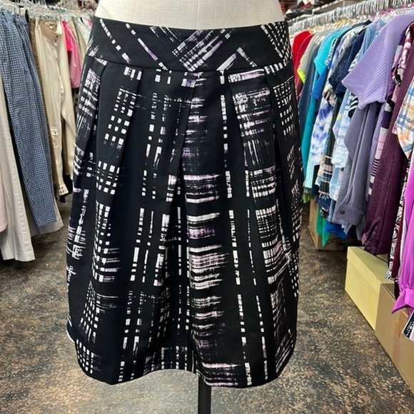 Banana Republic Black and white plaid skirt with pockets size 10 - Picture 1 of 5